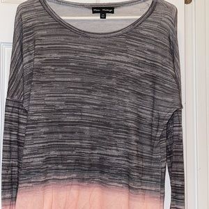 Gray and pink long sleeve shirt